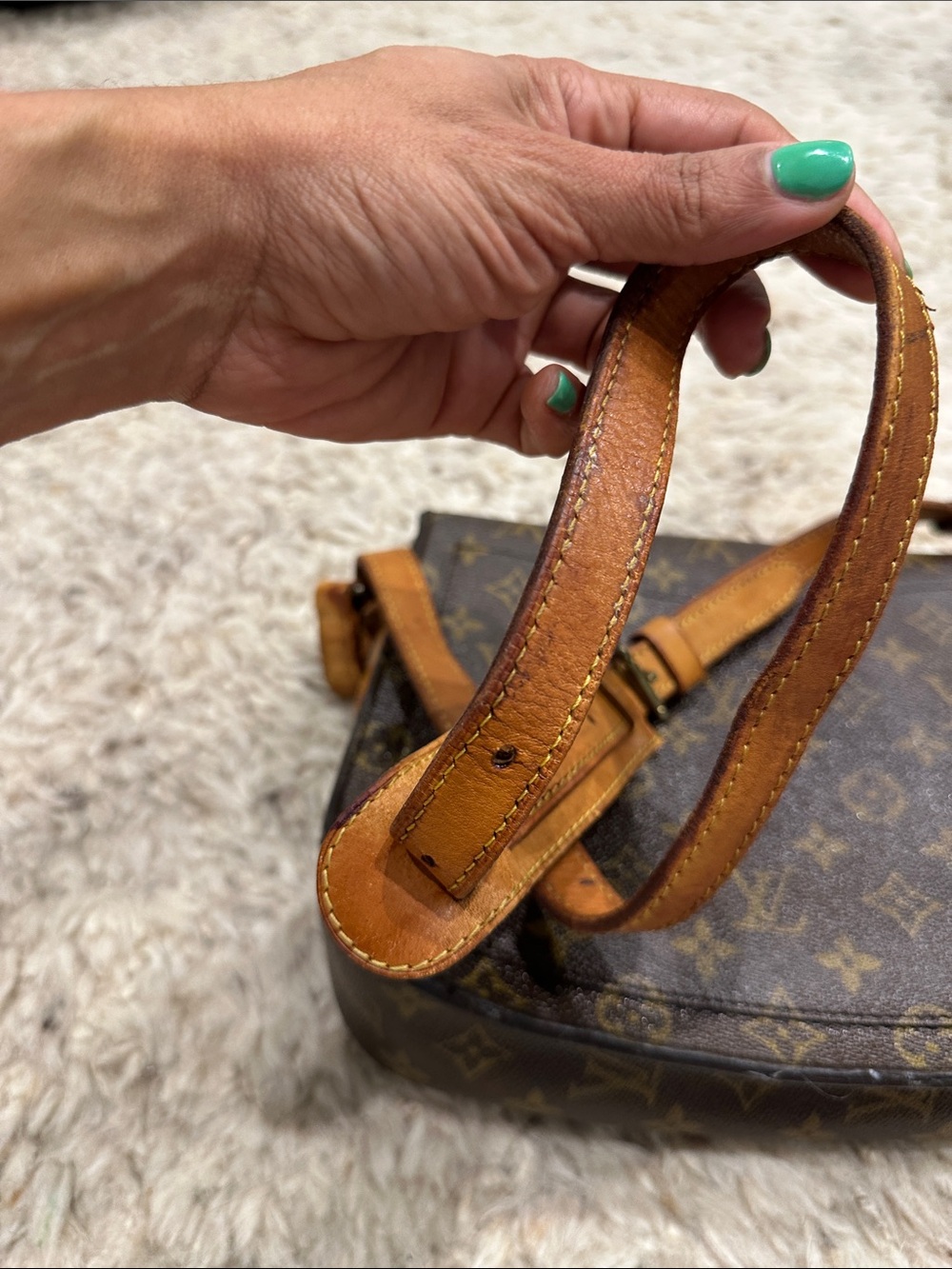 Louis Vuitton Brown Monogram Crossbody with Tan Trim - Picture 10 of 10